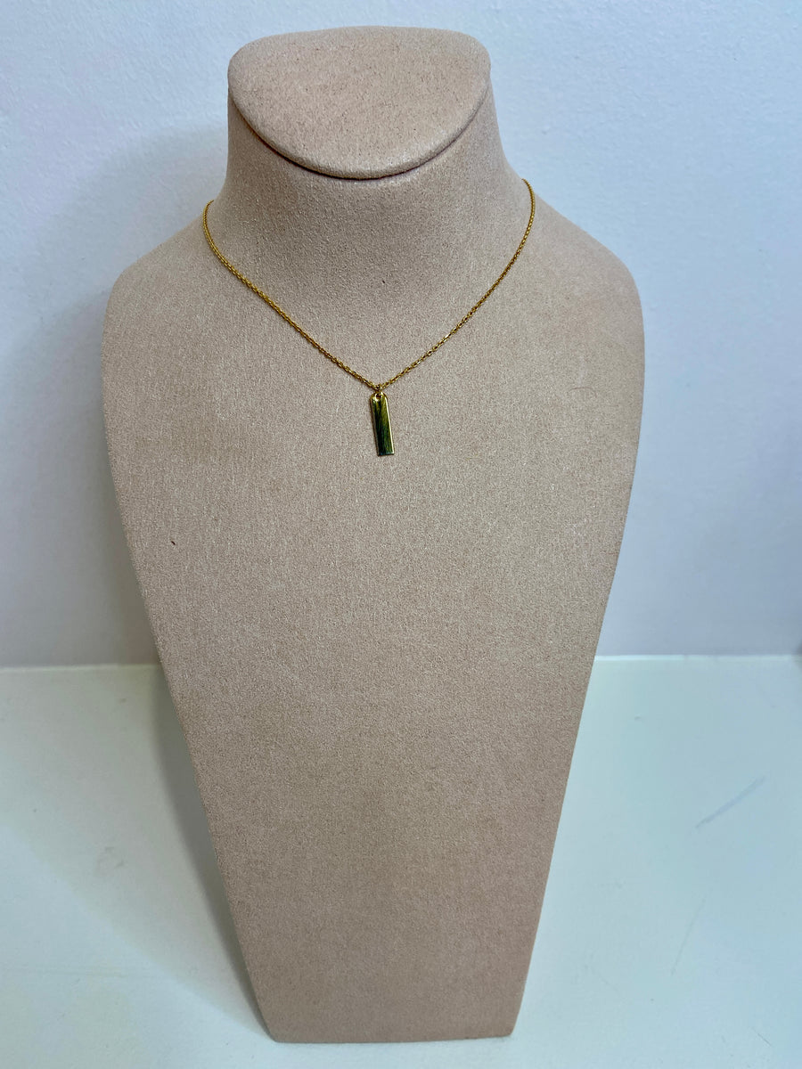 Tag necklace; 9ct Gold; Delicate Necklace