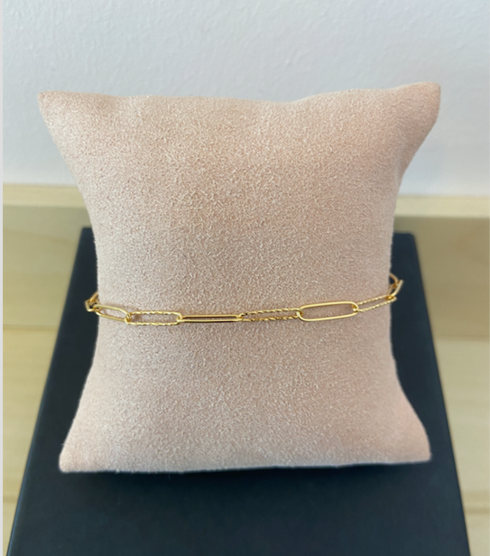 Link Textured Bracelet; 9ct Gold Bracelet