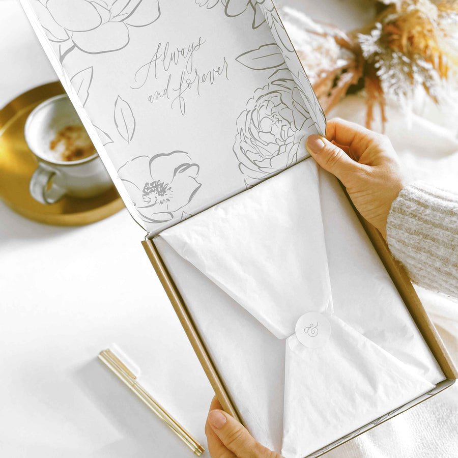 wedding planner; luxurious wedding planner; wedding journal