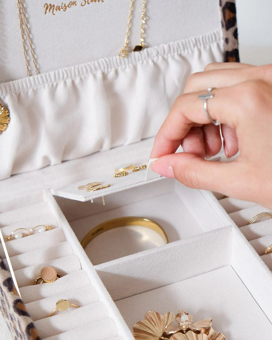 Anne Velvet Jewellery Box